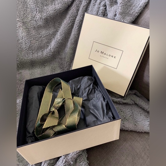 Empty Jo Malone London box and bag - Picture 7 of 9